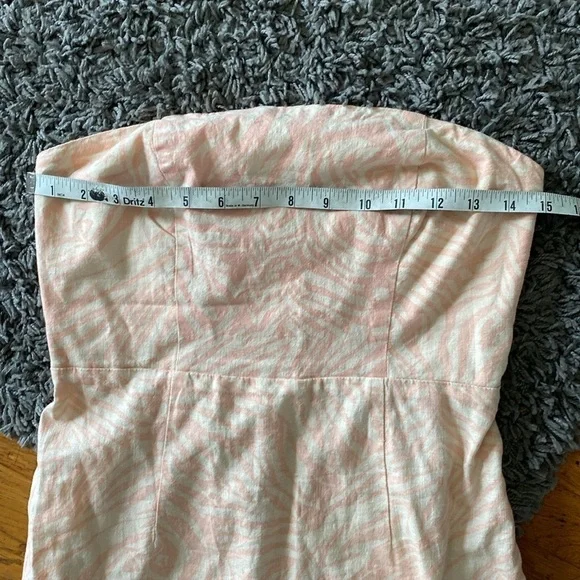 Urban Outfitters Strapless Zebra Animal Print Midi Dress
Size Small - Picture 7 of 14